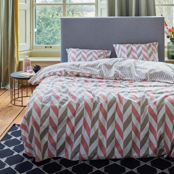 Essenza Bettwäsche 135 x 200 cm & 80 x 80 cm / 1 - 2 Werktage Bettwäsche Criss Cross pink von Esprit